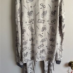 Warner Bros. Harry Potter Gray T-Shirt